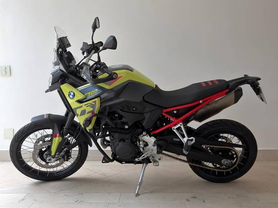 BMW F 900 GS PLUS 